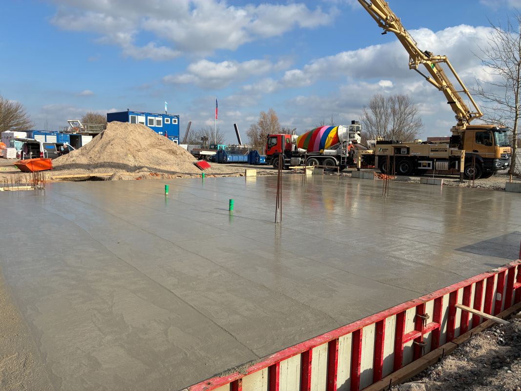 Freytag & v.d. Linde News Neubau Johanniter Unfallzentrum Betonsohle 01 Elsfleth